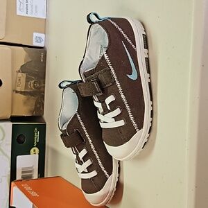 Nike sensory motion peanut